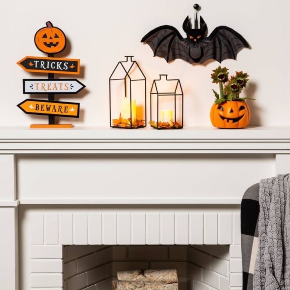 Hide and Eek Animated Halloween Pumpkin with Creepy Dancing and Singing Vines 🎃 - Picture 16 of 16